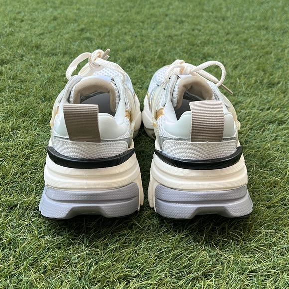 Nike V2K Run - Picture 3 of 5